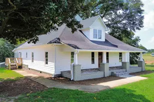 2985 Jackson Bridge Rd, Carnesville, GA 30521 - Photo 1