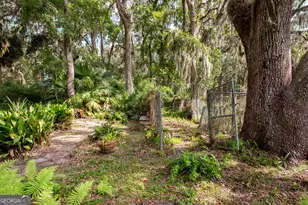 241 Satilla Dr, Brunswick, GA 31523 - Photo 21