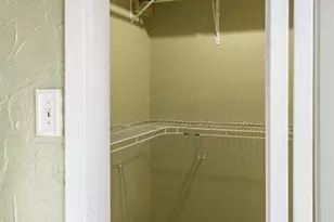 241 Satilla Dr, Brunswick, GA 31523 - Photo 35