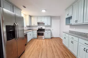 8220 Englewood Trail, Riverdale, GA 30274 - Photo 9