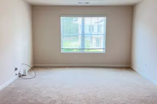 393 Walnut Grv Wy, Pendergrass, GA 30567 - Photo 9