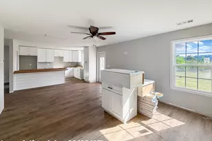 204 Sutton Dr, Perry, GA 31069 - Photo 7