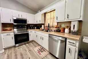 1372 Sir Knights Way, Lawrenceville, GA 30045 - Photo 13