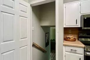 1372 Sir Knights Way, Lawrenceville, GA 30045 - Photo 23