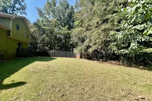 1372 Sir Knights Way, Lawrenceville, GA 30045 - Photo 33