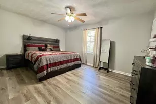 1372 Sir Knights Way, Lawrenceville, GA 30045 - Photo 17