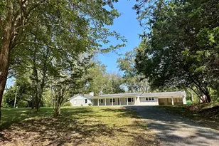 1860 Washington Hwy, Union Point, GA 30669 - Photo 1