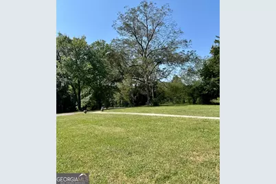 1860 Washington Highway, Union Point, GA 30669 - Photo 11