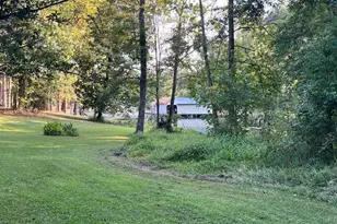 222 Pinewood Dr, Eatonton, GA 31024 - Photo 5