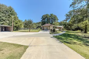 2152 Black Shoals Rd, Conyers, GA 30012 - Photo 9