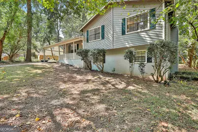 9055 Kelly Court, Jonesboro, GA 30236 - Photo 3