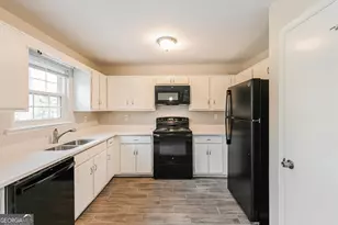 5616 Hammond Dr, Norcross, GA 30071 - Photo 5