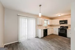 5616 Hammond Dr, Norcross, GA 30071 - Photo 11