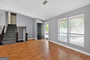 5123 S Woodbridge Trail, Stone Mountain, GA 30088 - Photo 7