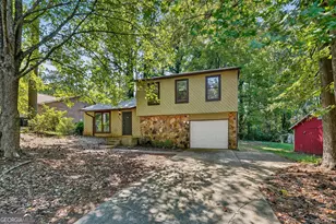 5123 S Woodbridge Trail, Stone Mountain, GA 30088 - Photo 3