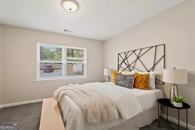 1701 Hawthorne Avenue, College Park, GA 30337 - Photo 11