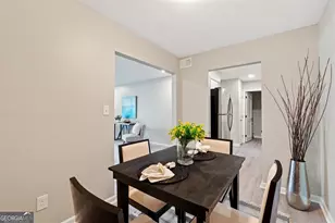 1701 Hawthorne Ave, College Park, GA 30337 - Photo 9