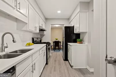 1701 Hawthorne Avenue, College Park, GA 30337 - Photo 7