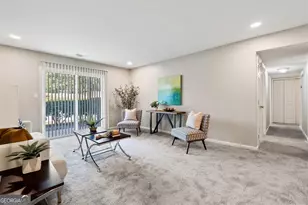 1701 Hawthorne Ave, College Park, GA 30337 - Photo 3