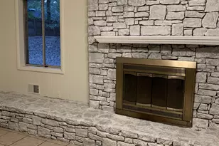 885 Granite Springs Ln, Stone Mountain, GA 30083 - Photo 3