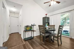 7807 Park Ln, Jonesboro, GA 30236 - Photo 13