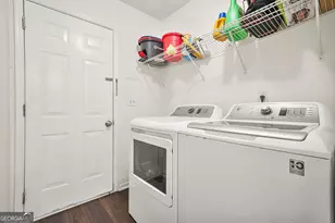 7807 Park Ln, Jonesboro, GA 30236 - Photo 17