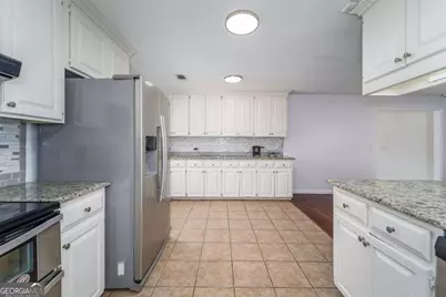 301 Ridge Lane, Douglas, GA 31533 - Photo 13