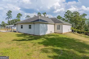 301 Ridge Ln, Douglas, GA 31533 - Photo 5