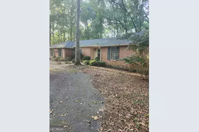 3916 Champagne Drive, Jonesboro, GA 30236 - Photo 3