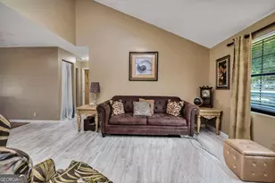 126 Lake View Cir, Brunswick, GA 31525 - Photo 3