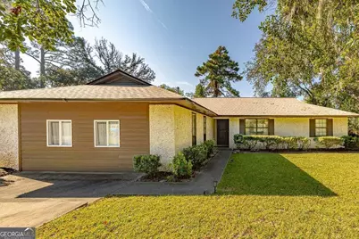 126 Lake View Circle, Brunswick, GA 31525 - Photo 1