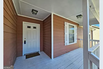 2107 Bedford Court, Lithonia, GA 30058 - Photo 3