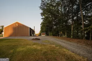 410 Country Kitchen Rd, Barnesville, GA 30204 - Photo 93