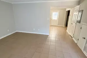 240 Toby Springs Ln, McDonough, GA 30253 - Photo 7