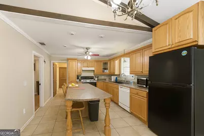 6555 Lanes Bridge Road, Jesup, GA 31545 - Photo 7