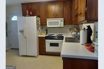 127 Hamby Street, Clayton, GA 30525 - Photo 7