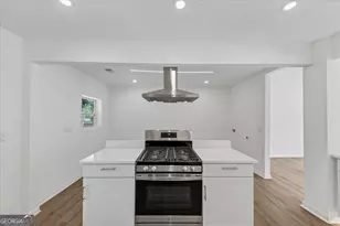 733 Pegg Rd, Atlanta, GA 30315 - Photo 15