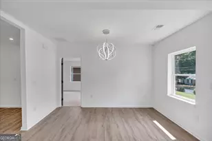 733 Pegg Rd, Atlanta, GA 30315 - Photo 7