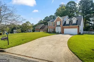 902 Heartwood Cir, Lawrenceville, GA 30043 - Photo 3