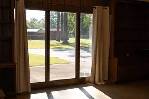 904 Golfview Dr, Waycross, GA 31503 - Photo 15