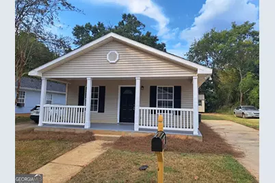 202 Parker Lane, Lagrange, GA 30240 - Photo 1