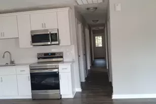 202 Parker Ln, Lagrange, GA 30240 - Photo 3