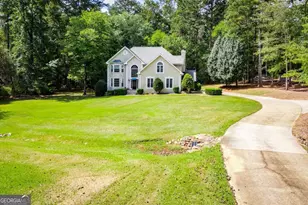 391 Foggy Bottom Dr, Carrollton, GA 30116 - Photo 9