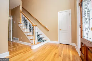 391 Foggy Bottom Dr, Carrollton, GA 30116 - Photo 5