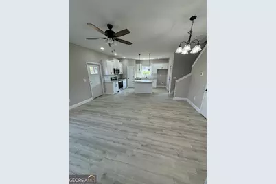 240 Beau Claire Circle, Byron, GA 31008 - Photo 3