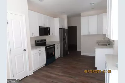 214 Surrey Lane, Statesboro, GA 30458 - Photo 9