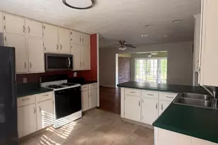 645 Evergreen Dr, Sandersville, GA 31082 - Photo 9