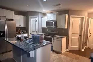 335 Stanebrook Ct, Jackson, GA 30233 - Photo 3