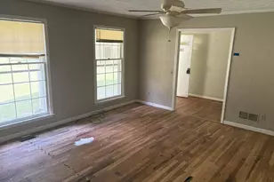 42 Vickie Dr E, Dawsonville, GA 30534 - Photo 5