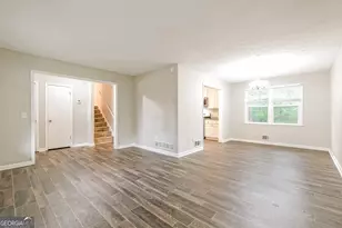 916 Betty Ct NW, Conyers, GA 30012 - Photo 3